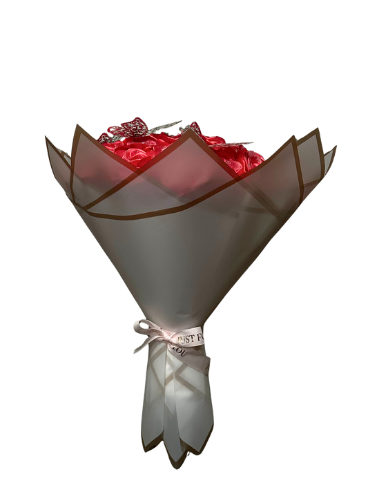 30 rožių-blizgi vyšninė su pašviesinimais